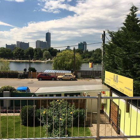 Ajo Lake View Apartment - Self-Check-In Wien Exteriör bild