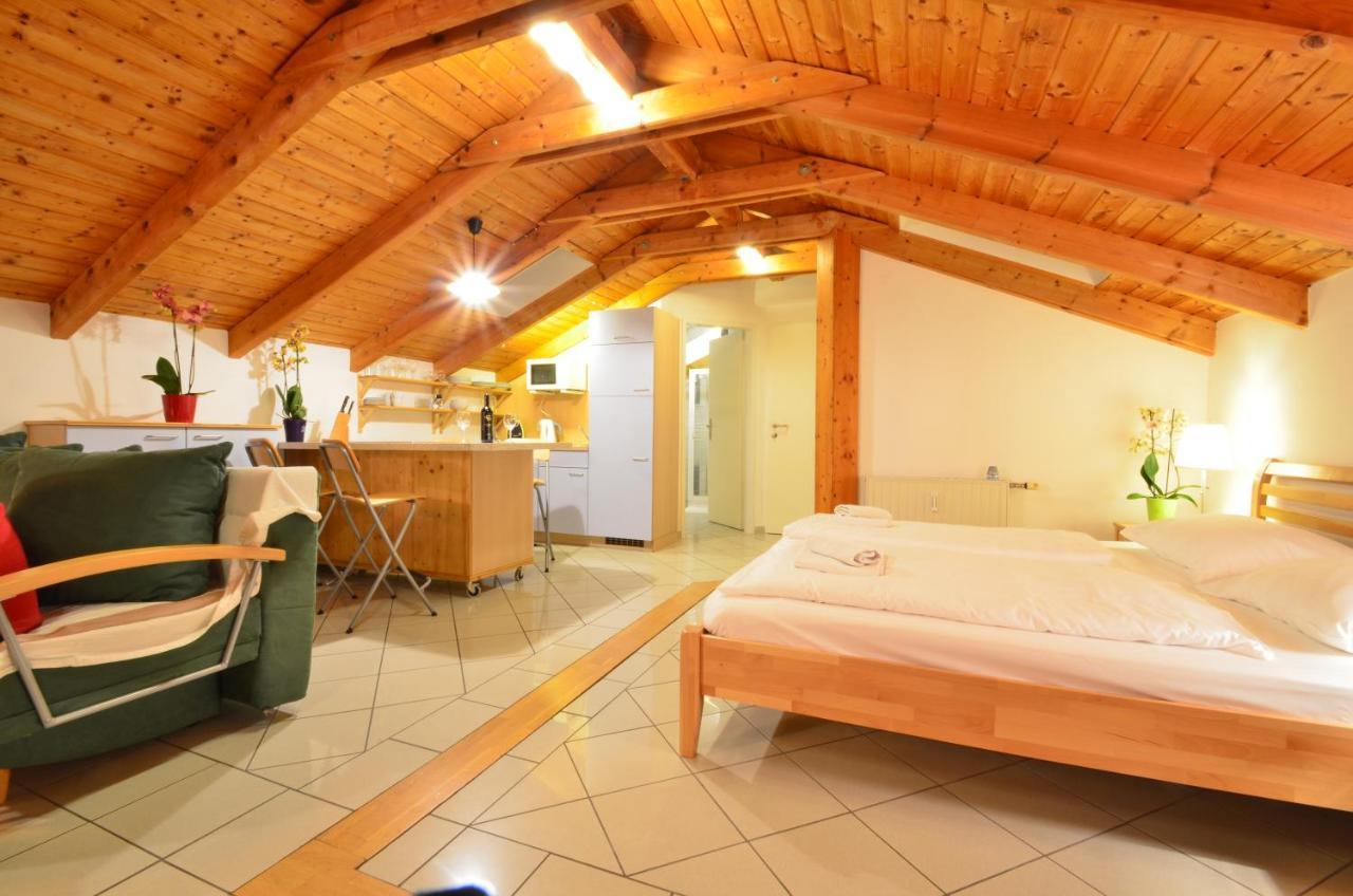 Ajo Lake View Apartment - Self-Check-In Wien Exteriör bild