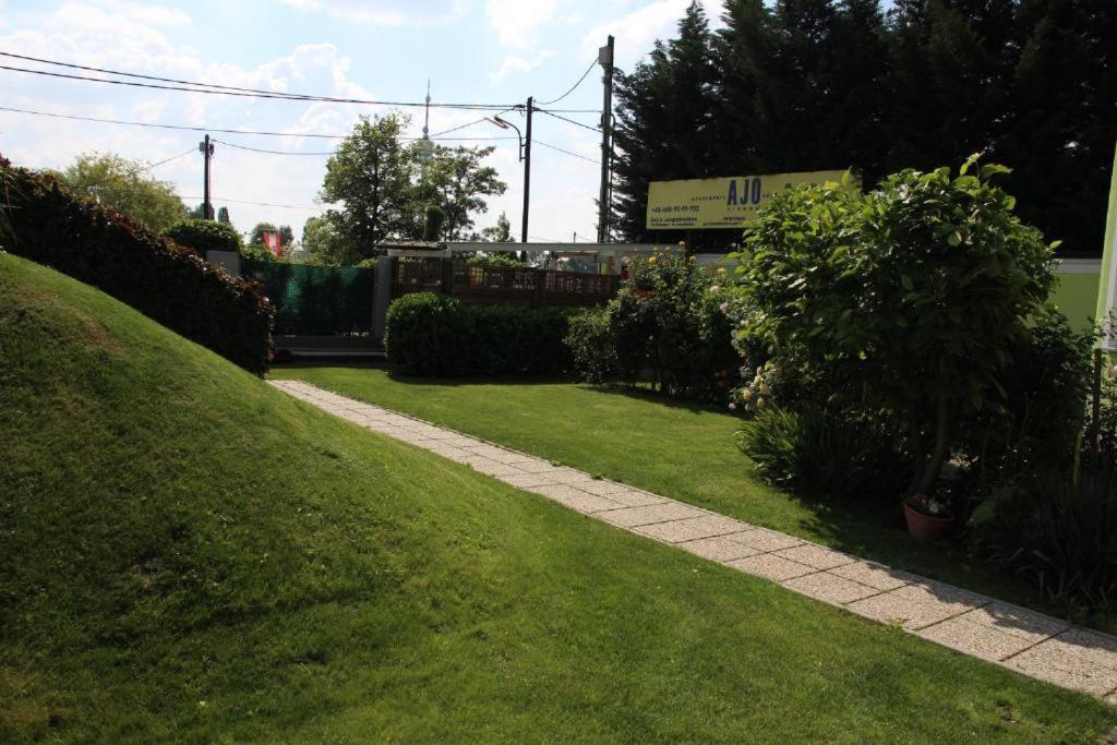 Ajo Lake View Apartment - Self-Check-In Wien Exteriör bild